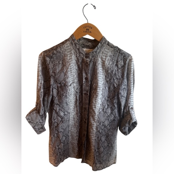 Michael Kors Button Up Shirt Size 12 Gray Black Animal Print Band Collar - Picture 2 of 13
